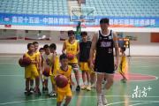 华体会官方-篮球顶级盛事即将开启，各国队伍备战如火如荼