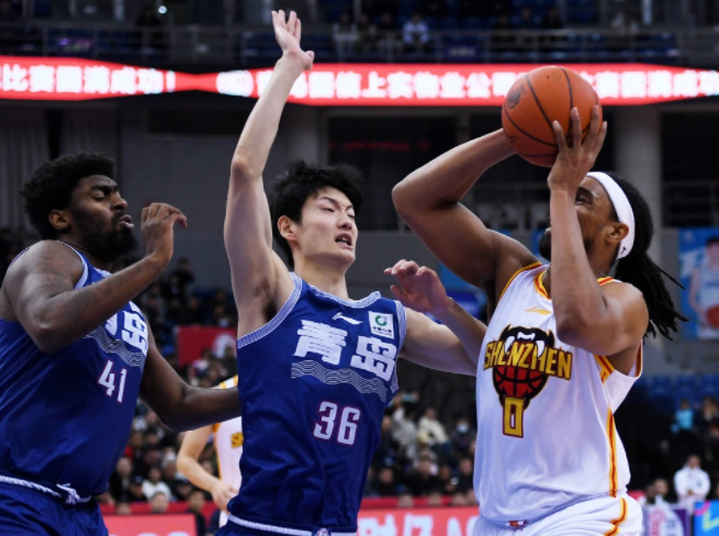 关于青岛队备战北京队,胜负难料的信息 关于青岛队备战北京队,胜负难料的信息