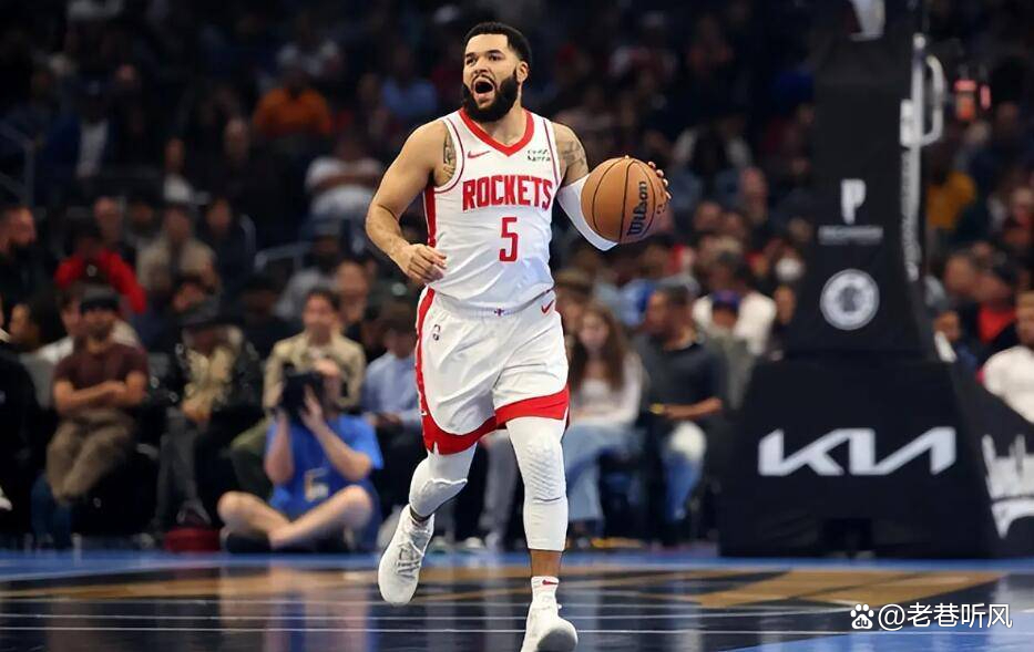 前场得分能力强劲,球队表现出色取得胜利 前场得分能力强劲,球队表现出色取得胜利