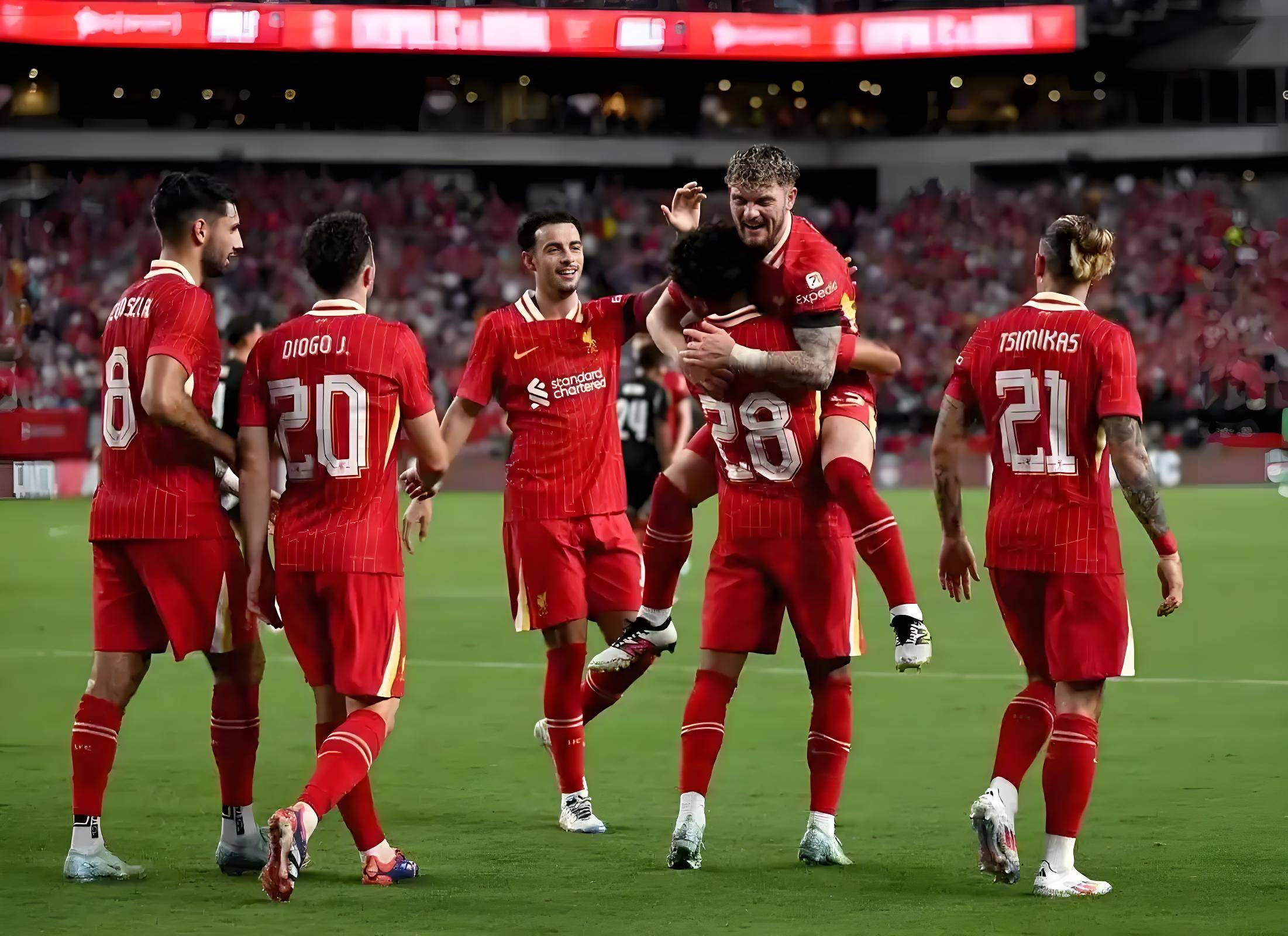 利物浦主场大胜,强势晋级欧冠半决赛 利物浦主场大胜,强势晋级欧冠半决赛