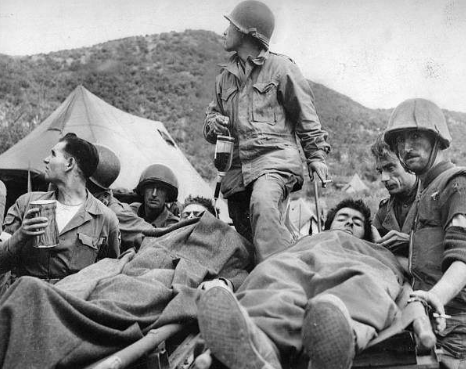 精英对决:各国选手争先恐后! 精英对决:各国选手争先恐后!