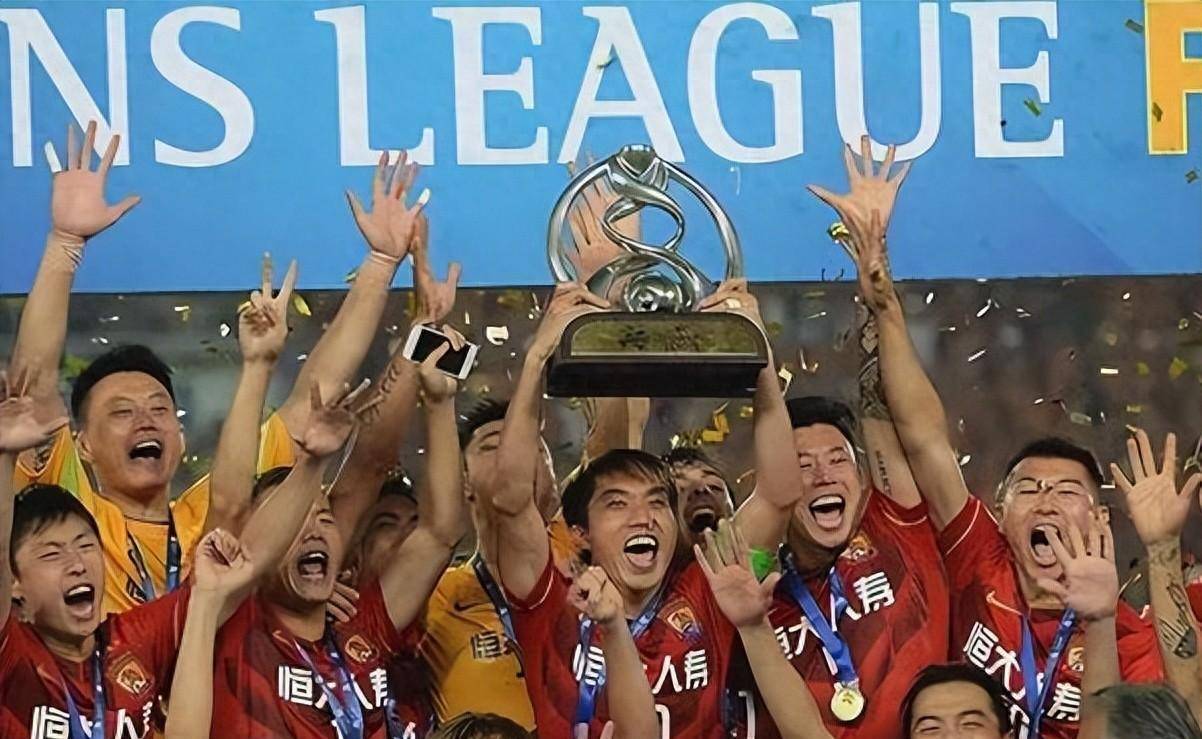 广州队主场遭遇惨败,再次陷入低谷 广州队主场遭遇惨败,再次陷入低谷