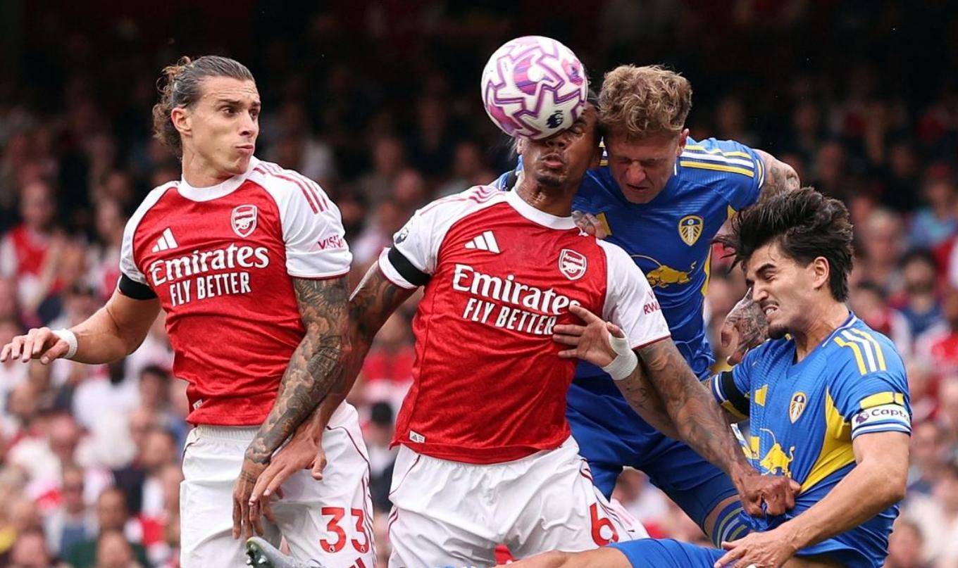 阿森纳后卫突然爆发,球队反弹势头渐起的简单介绍 阿森纳后卫突然爆发,球队反弹势头渐起的简单介绍