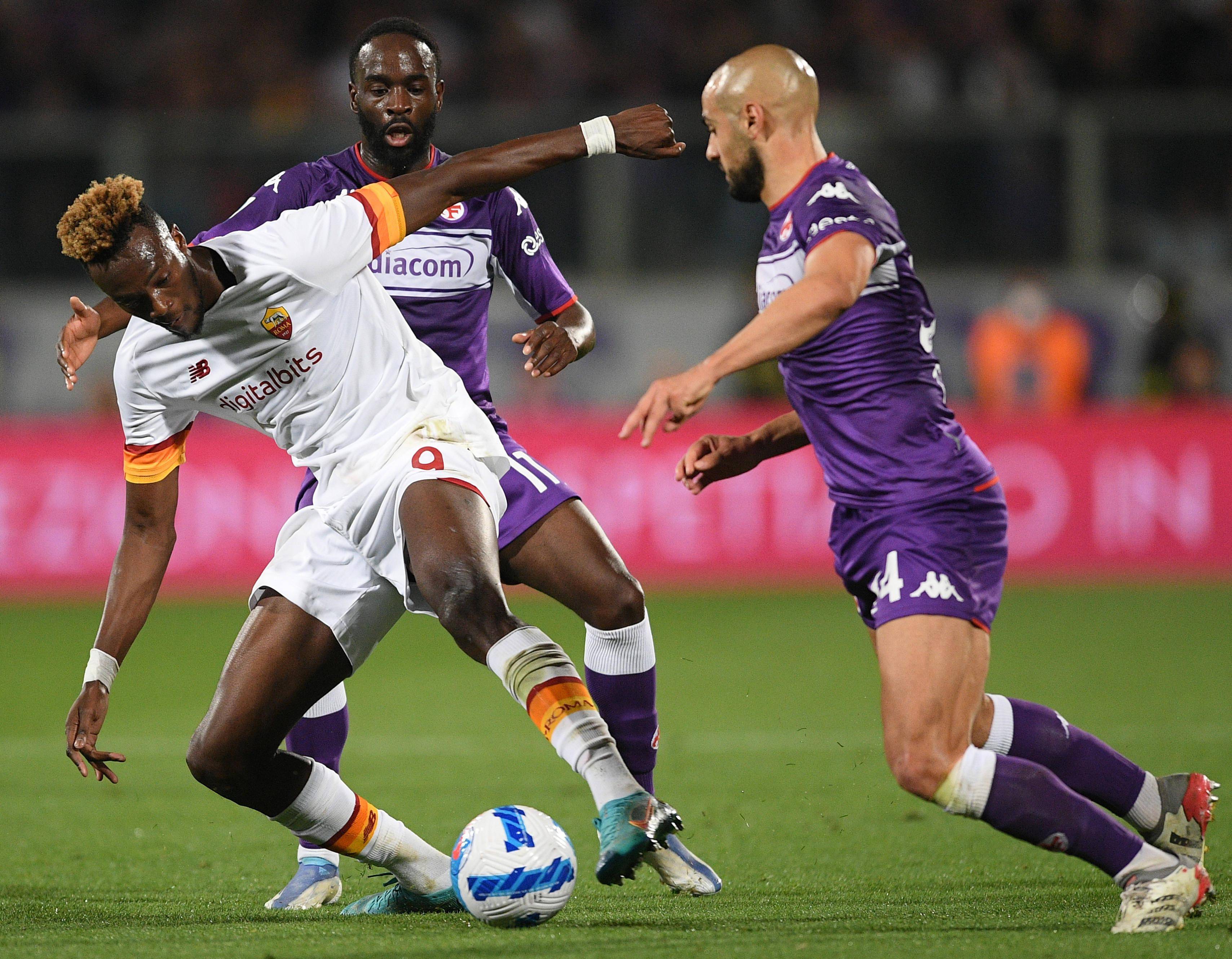 包含佛罗伦萨主场失利,后防漏洞频频暴露的词条 包含佛罗伦萨主场失利,后防漏洞频频暴露的词条