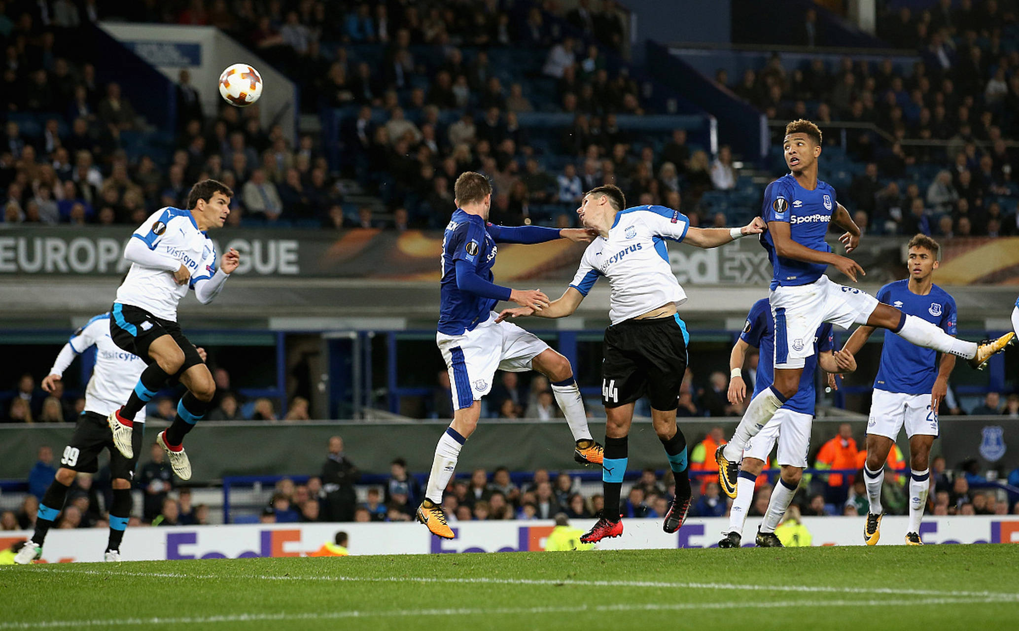 包含切尔西攻守兼顾,热刺全力以赴的词条 包含切尔西攻守兼顾,热刺全力以赴的词条