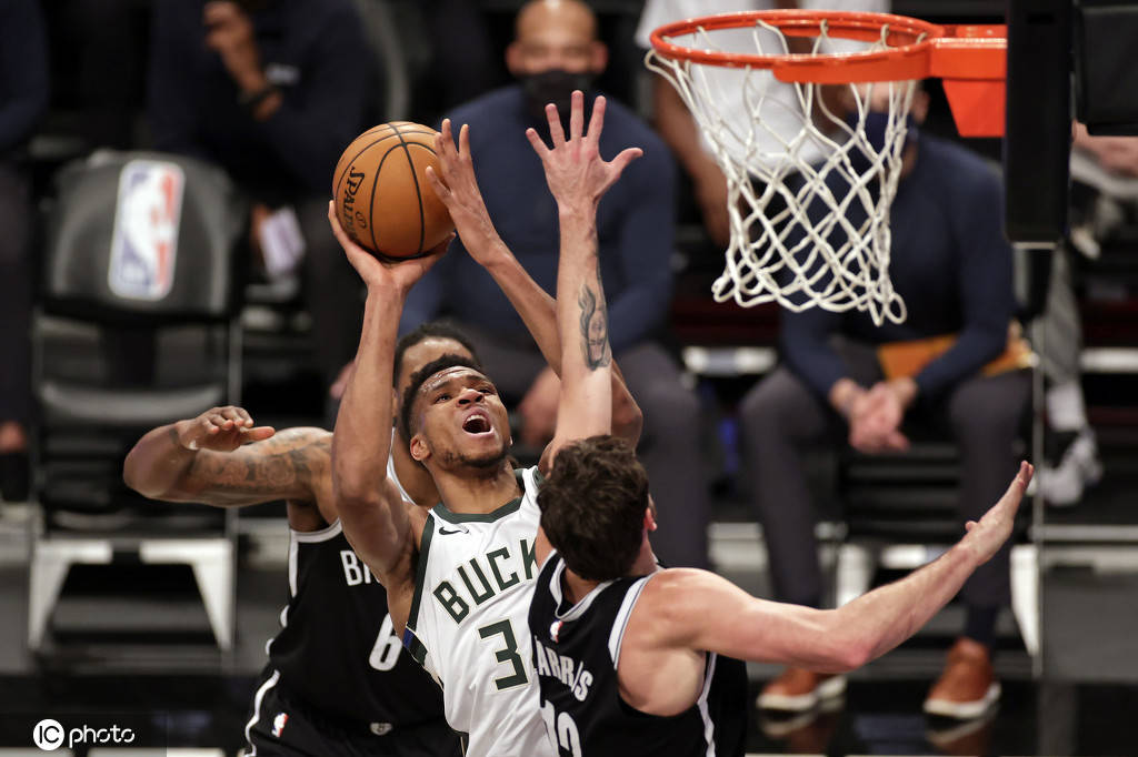 关于纽约篮网风刃落败密尔沃基的信息