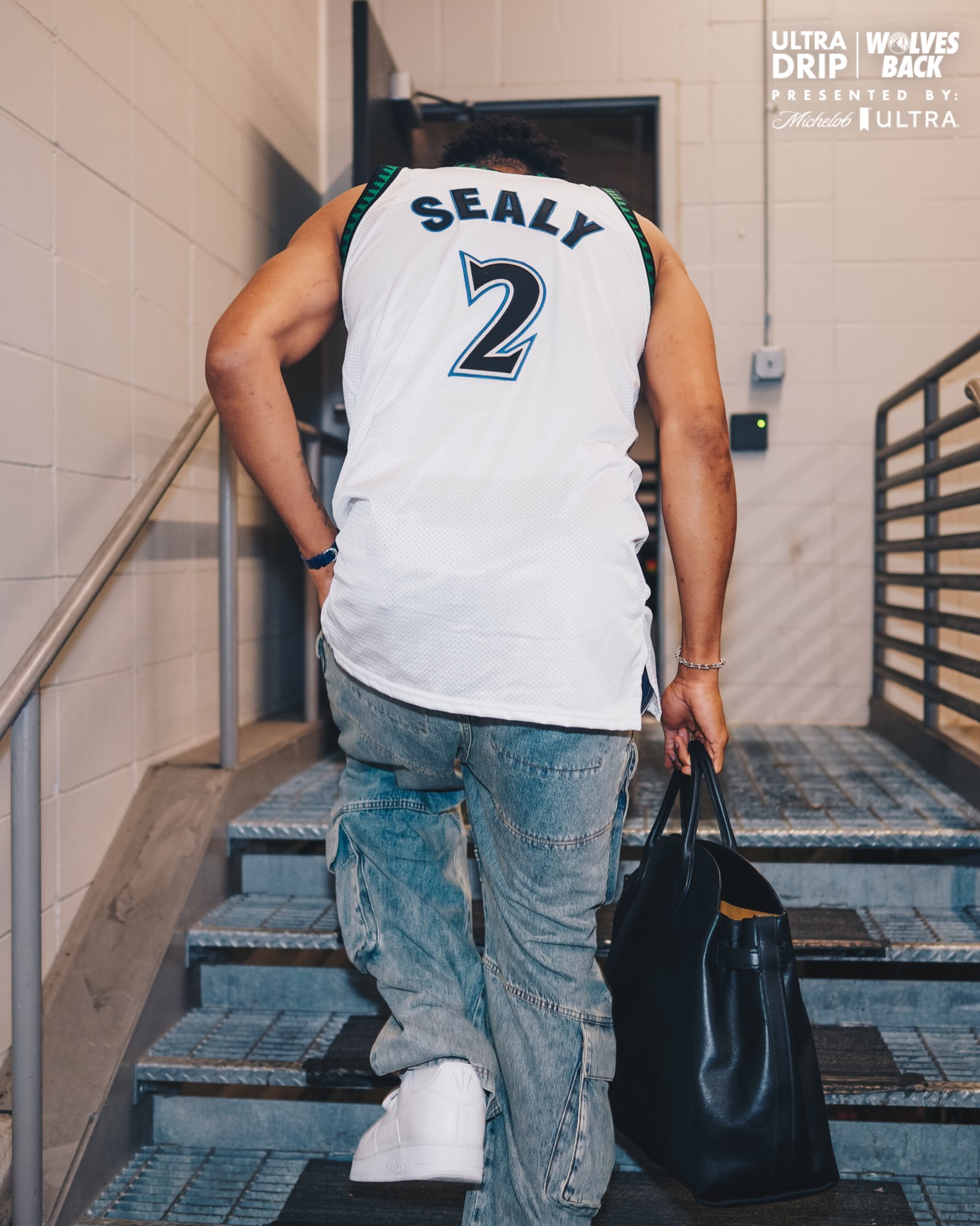 森林狼击败太阳,卡尔-安东尼-唐斯发威的简单介绍 森林狼击败太阳,卡尔-安东尼-唐斯发威的简单介绍