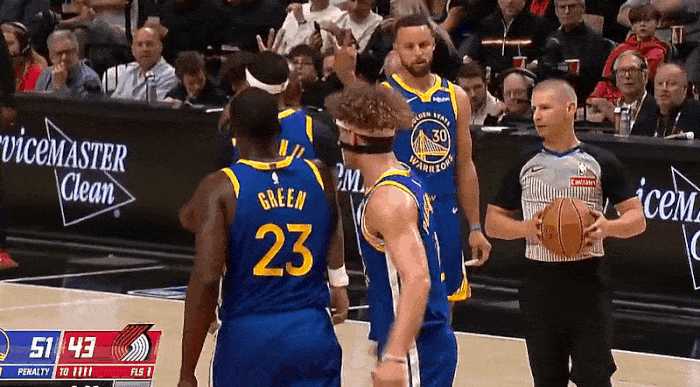 NBA西部决赛火热展开，勇士胜开拓者晋级总决赛的简单介绍