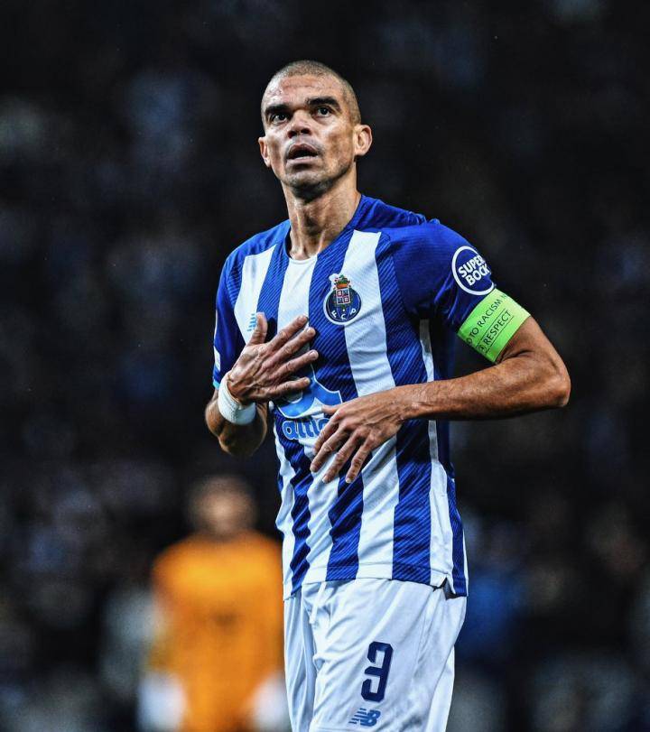 日本队力克葡萄牙队,王皓刷新纪录 日本队力克葡萄牙队,王皓刷新纪录