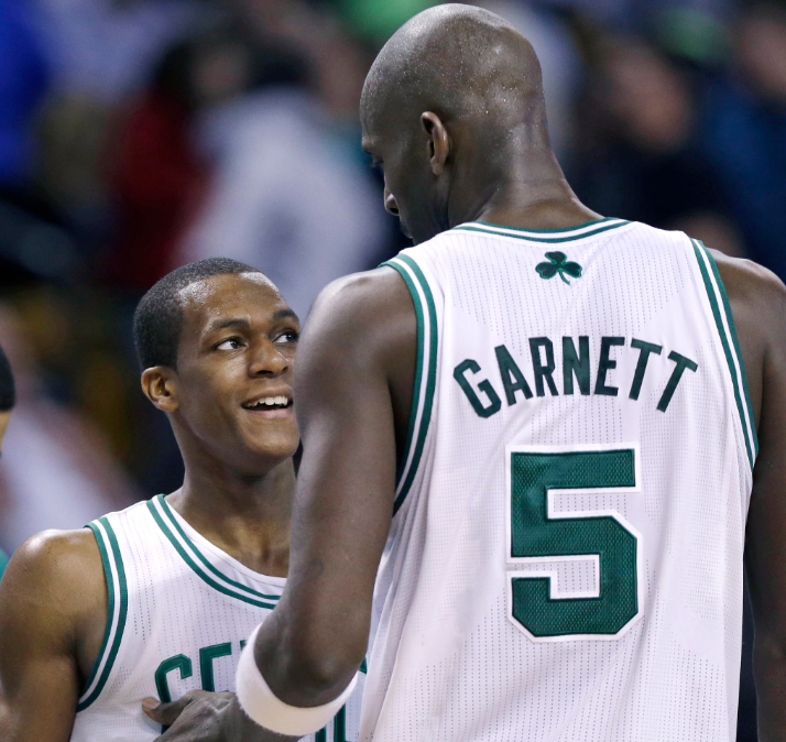 朗多在场上发挥领导能力备受称赞的简单介绍