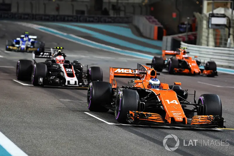 索伯车队碾压迈凯伦，塞恩斯刷新纪录的简单介绍